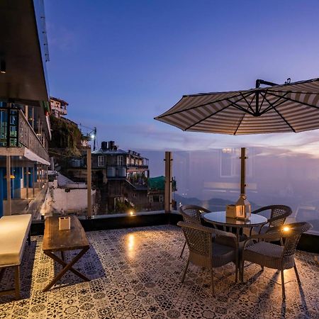 Hostel Zostel Mussoorie Zewnętrze zdjęcie